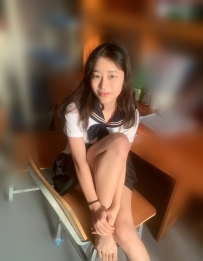 幼齒蘿莉正妹  潼心 158/45/C/19歲 酥胸漂亮美眉 堅挺柔軟 穴小緊實 修長美腿 身材勻