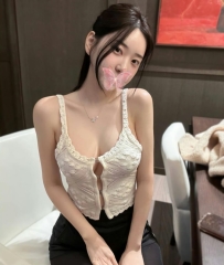 可涵 162cm Ccup 46kg 25歲  淫蕩系助理妹~  火辣辣的大尺度