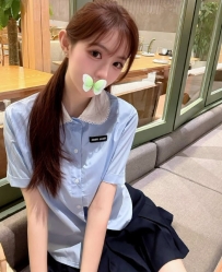 嘉怡 157cm.C奶 .44kg.19歲 小可愛 穴緊 身材標準臉蛋清純