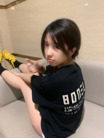 小希  158  B  45kg  19歲