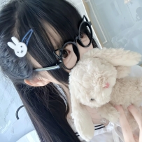 清純 學生 可愛 嬌小.內裝粉粉嫩嫩 眼睛會放電 小心小野貓的電擊眼.讓你暈船