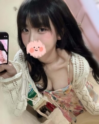 長相甜美可愛 有點害羞有點性感 怡萱 160cm 23歲 D杯 46kg