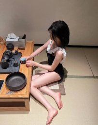 年輕 敏感  易濕好推倒  這次剛好趁外宿的機會出來玩,想...