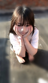 在校學生   #小隻馬可愛 桔子 158cm/43kg/C奶/19歲