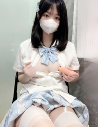 幼熙 160cm.46kg.Ccup.21歲嬌小可愛 喜歡被調教 很乖很聽話