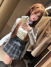 清純肉體 乳頭蜜穴都是粉紅色的 奶子Q彈  讓人看了就提高性欲 潔白皮膚