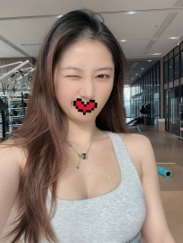 外表斯文內裏淫底多汁 多水易高潮 玩得了口吹Dcup 47kg 25歲