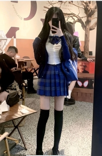 騷度破表   擁有比列超好的身材  床上的她是葛格的專屬玩物