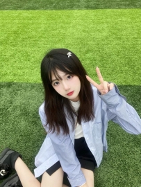 奇妮 163cm.C奶.45kg.21歲 小隻女 乖巧聽話  很好聽 小穴很緊 很會夾