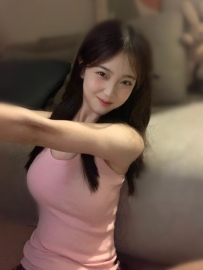 身材前凸後翹 腰身纖細   勾勒出完美的曲線