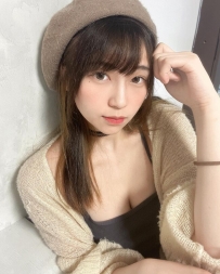 很主動  水很多  服務很細心   尺度大  服務很多  舌吻口爆