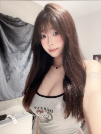 雲朵 163/F/48/23歲 可愛大奶  一綫粉嫩鮑魚敏感奶頭