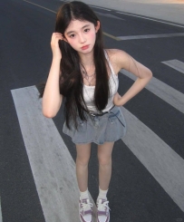 屬於越看越順眼的類型皮膚白嫩、有自然光澤 B奶   20歲