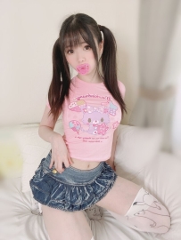 貧乳小B妹 有點清楚幼齒 蘿莉風  身材：160 B 19歲 44kg 超小隻馬 很好抱