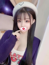 IG正妹 擁有完美大長腿 標準身材 豆芽165.46.D奶.22歲