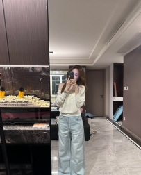正妹就是香 給你小鹿亂撞的感覺，身體隨意把玩 舔奶頭最讓她興奮，穴淺易高潮