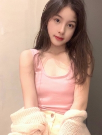 梓琪 163 46 C 24歲 美妝  實習舞蹈老師 陽光勵志型