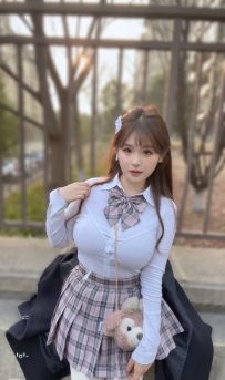 台日混血學生妹 | 158cm | 21歲 | D奶 | 主動熱情