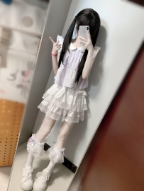 瞅瞅 150cm.B奶.40.18歲 白粉嫩學生妹，可配合變裝