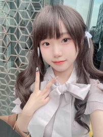 可愛高中生 清純美少女，天真無邪首次兼職，經驗不多要溫柔調教喔~