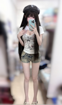 大奶反差小惡魔 恬恬 160cm-D奶-45kg-19歲