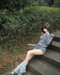 流蘇 164.45.C.20歲 悶騷學生 床上很騷 超反差！