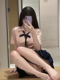 林先生約小樂試車報告： 很親  很好聊 有鄰家妹妹的感覺