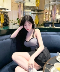 白皙大奶優娜 165.48.E.25歲粉嫩小穴淫水超級多 可舔 可吸 可搓 服務態度好