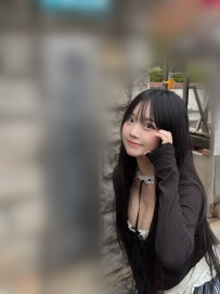 雨柔 158cm 45kg Dcup 21歲  服務有主動感 卻不讓人有壓力